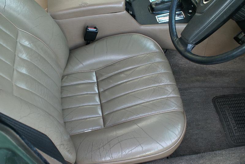 XJ6 Jaguar SIII Perfect Original Leather trim 5.JPG